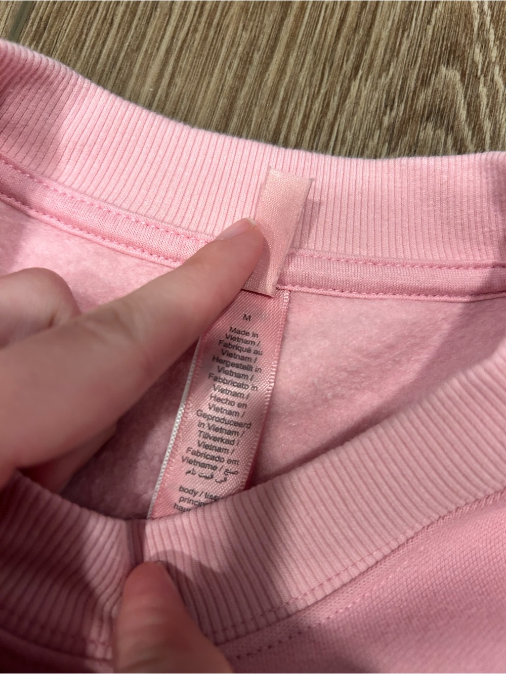 Skims Light Pink Crewneck Sweatshirt - Picture 3 of 5